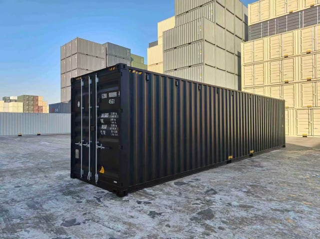 Container 40 pieds High Cube neuf noir vu de trois-quarts côté portes